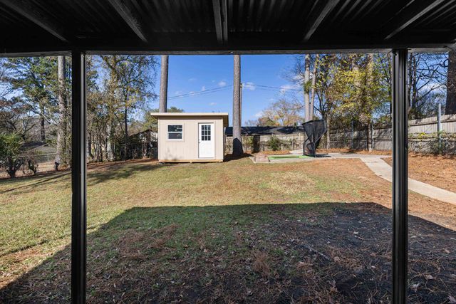 1313 Annette Dr., Longview, TX 75604