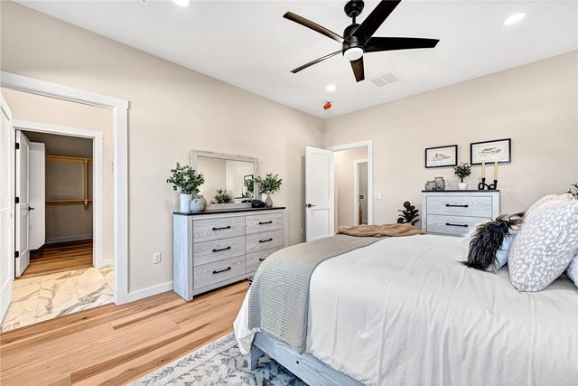 1433 S Duncan Avenue, Fayetteville, AR 72701