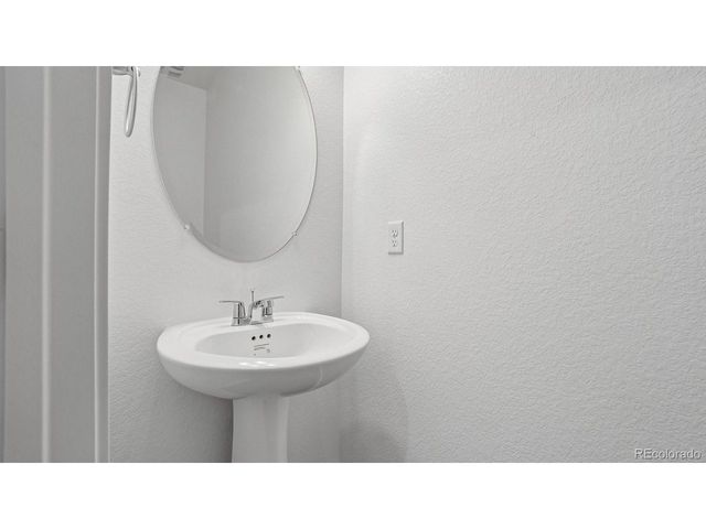 43113 Castle Stuart St, Elizabeth, CO 80107