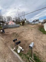 206 West Beaver Street, Anderson, MO 64831