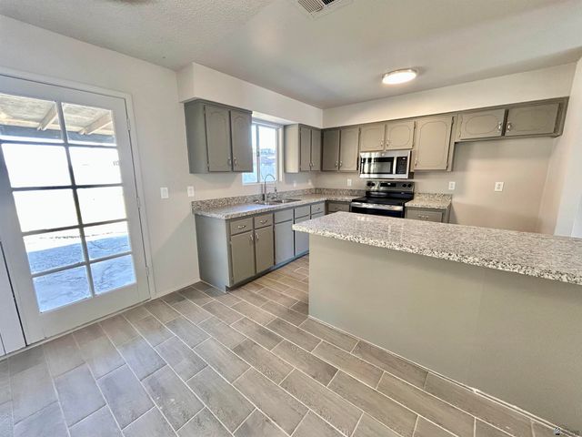 1744 W 24 Dr, Yuma, AZ 85364