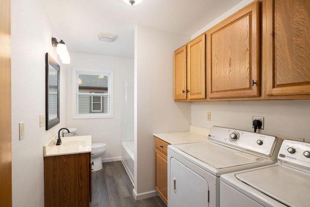 2929 21st PLACE S, La Crosse, WI 54601