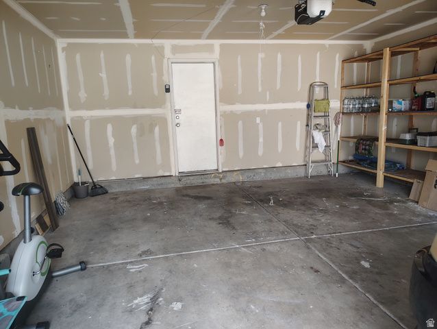 4937 W CALTON LN, South Jordan, UT 84009