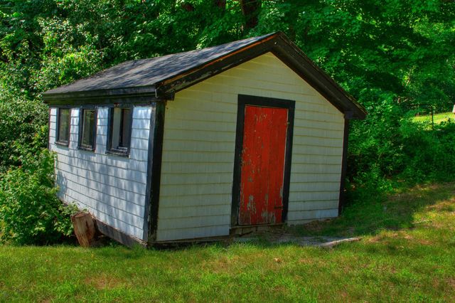 95 Poocham Road, Chesterfield, NH 03466