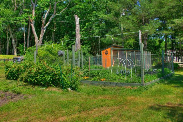 95 Poocham Road, Chesterfield, NH 03466
