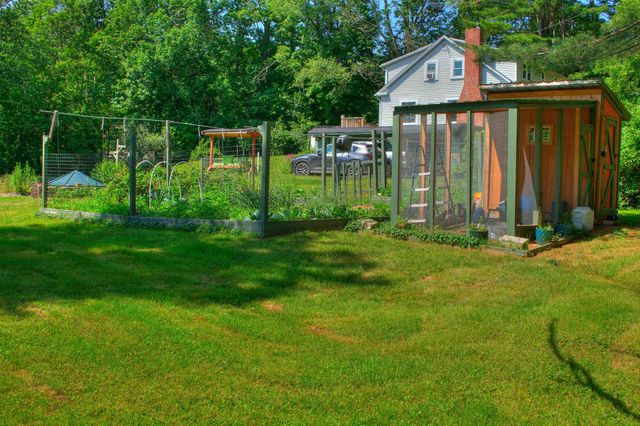 95 Poocham Road, Chesterfield, NH 03466