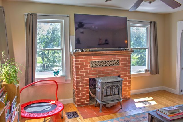 95 Poocham Road, Chesterfield, NH 03466