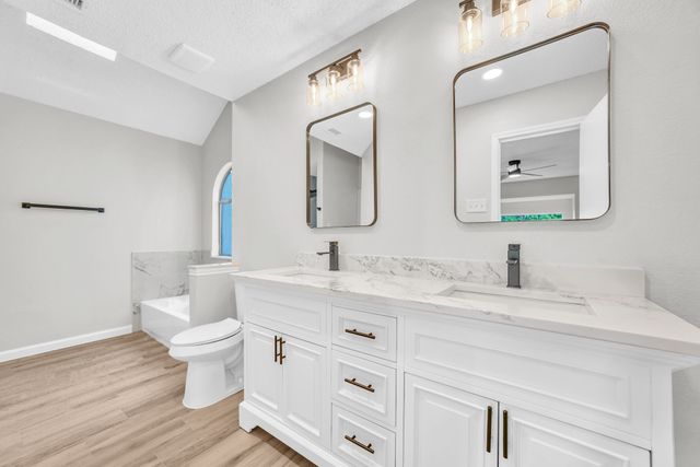 613 Laurel Street, Cedar Hill, TX 75104