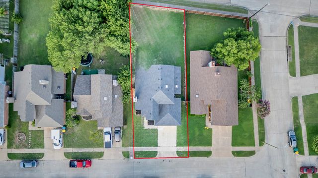 613 Laurel Street, Cedar Hill, TX 75104