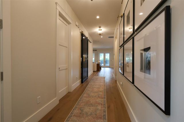 2402 W PARKLAND BOULEVARD, Tampa, FL 33609