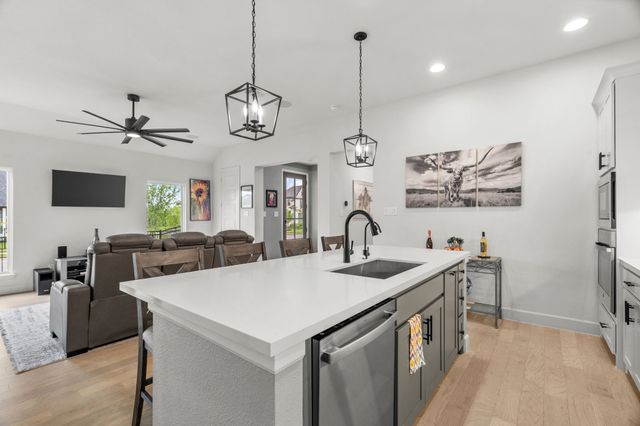 2141 Eastus Lane, Fort Worth, TX 76008
