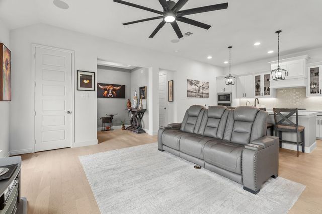 2141 Eastus Lane, Fort Worth, TX 76008