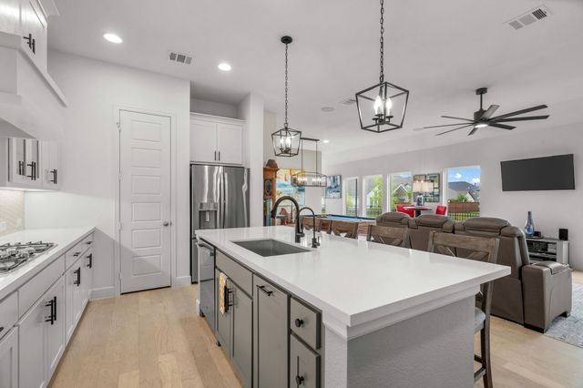 2141 Eastus Lane, Fort Worth, TX 76008