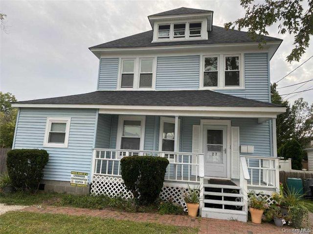 27 Park Place 2, Lynbrook, NY 11563