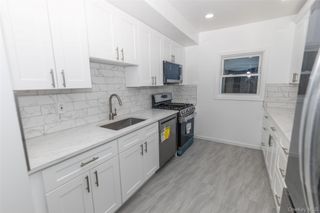 27 Park Place 2, Lynbrook, NY 11563