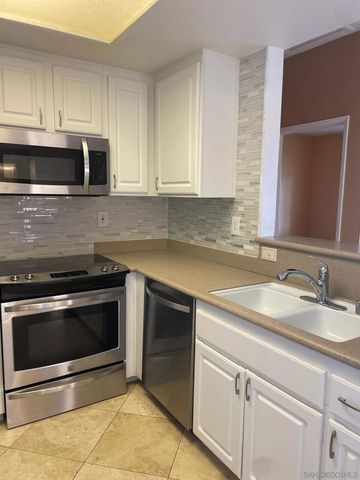 2250 Camino De La Reina 311, San Diego, CA 92108