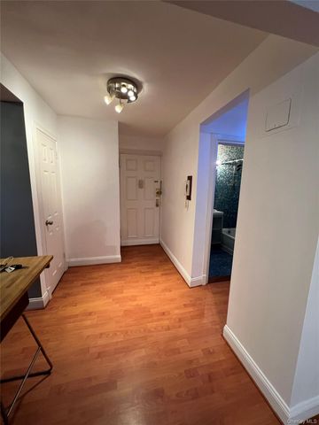 14050 Burden Crescent 2E, Briarwood, NY 11435