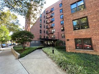 14050 Burden Crescent 2E, Briarwood, NY 11435