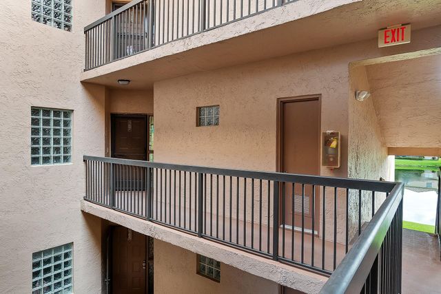 10730 NW 14th St 167, Plantation, FL 33322