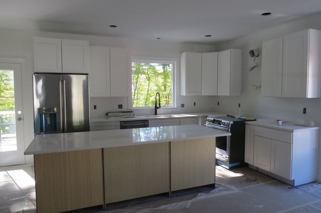 43 Matthew Circle, Easton, MA 02356