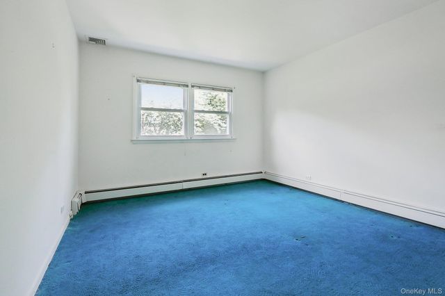 1055 Mamaroneck Avenue, White Plains, NY 10605