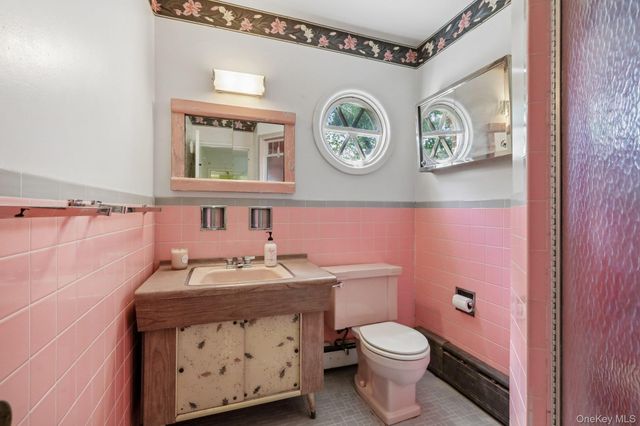 1055 Mamaroneck Avenue, White Plains, NY 10605
