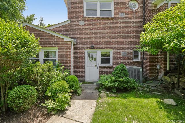 1055 Mamaroneck Avenue, White Plains, NY 10605