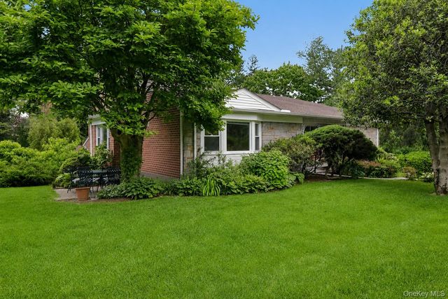 1055 Mamaroneck Avenue, White Plains, NY 10605
