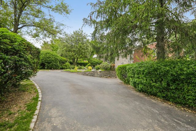 1055 Mamaroneck Avenue, White Plains, NY 10605