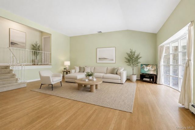 1055 Mamaroneck Avenue, White Plains, NY 10605