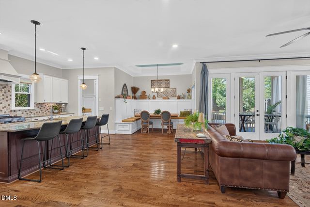 305 E Winmore Avenue, Chapel Hill, NC 27516