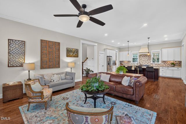 305 E Winmore Avenue, Chapel Hill, NC 27516