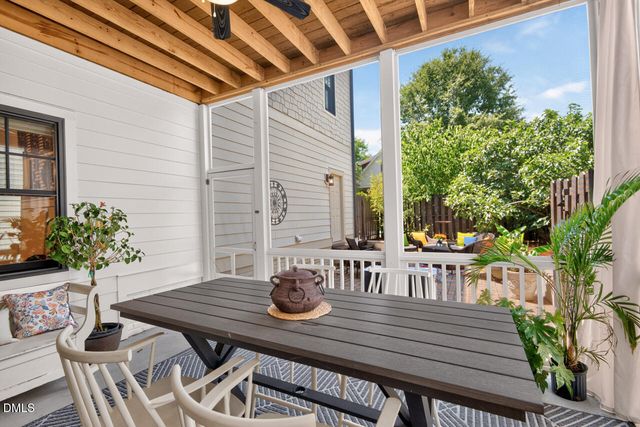 305 E Winmore Avenue, Chapel Hill, NC 27516