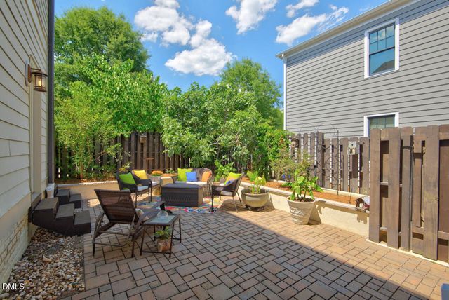 305 E Winmore Avenue, Chapel Hill, NC 27516