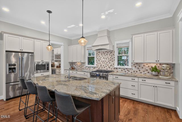 305 E Winmore Avenue, Chapel Hill, NC 27516