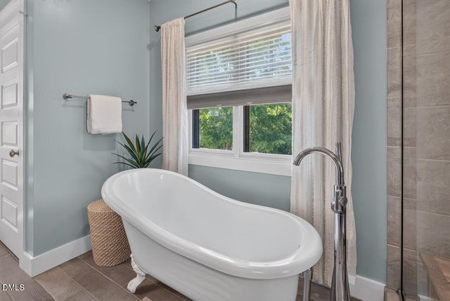 305 E Winmore Avenue, Chapel Hill, NC 27516
