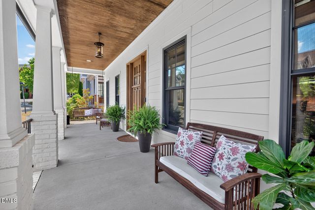 305 E Winmore Avenue, Chapel Hill, NC 27516