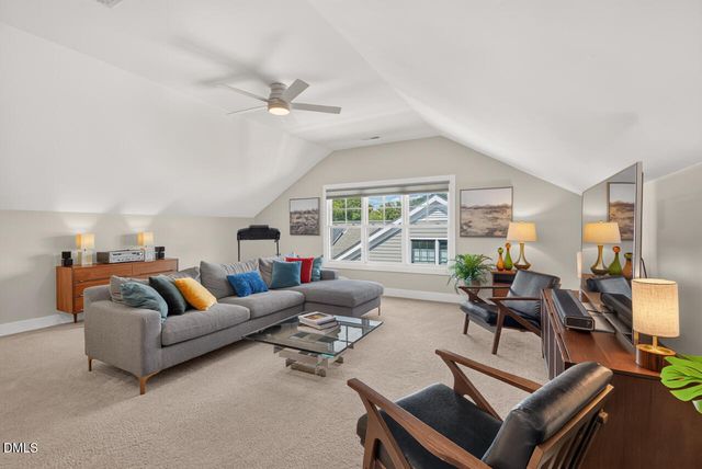 305 E Winmore Avenue, Chapel Hill, NC 27516