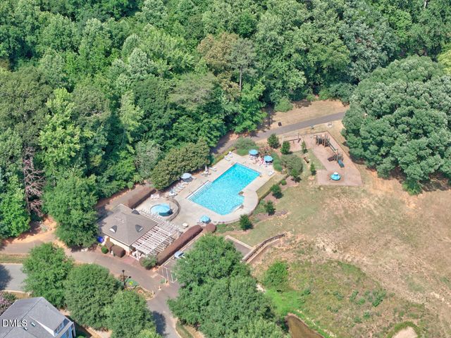 305 E Winmore Avenue, Chapel Hill, NC 27516