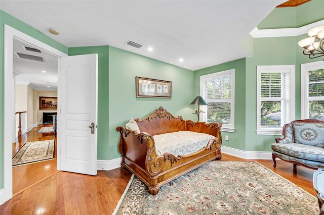 317 N Victoria Park Road, Fort Lauderdale, FL 33301