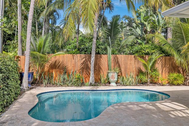 317 N Victoria Park Road, Fort Lauderdale, FL 33301