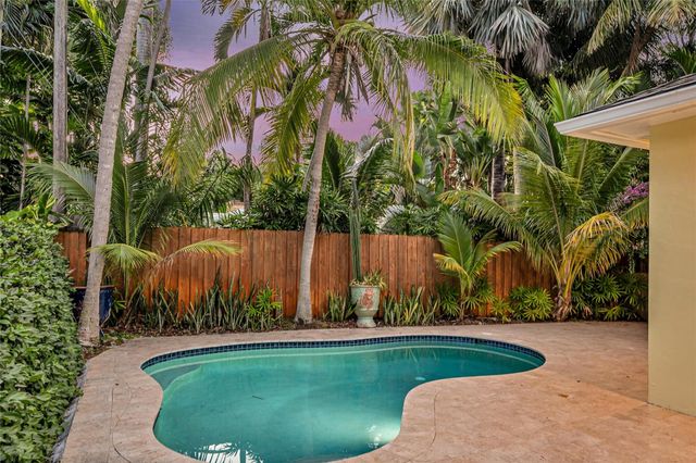 317 N Victoria Park Road, Fort Lauderdale, FL 33301