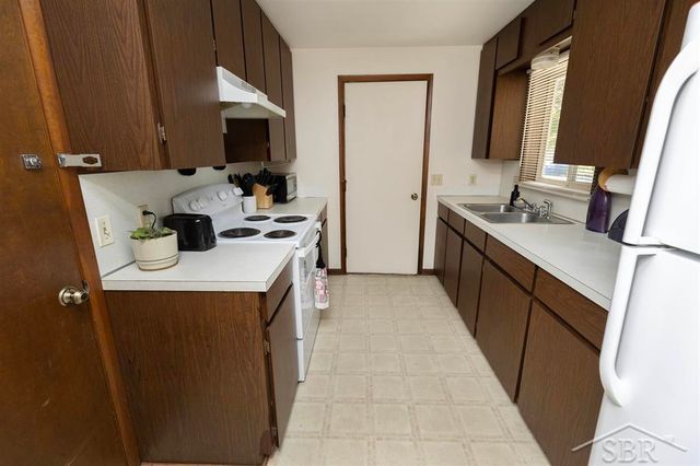 3319 Henry Street, Midland, MI 48642