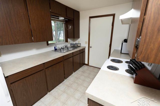 3319 Henry Street, Midland, MI 48642