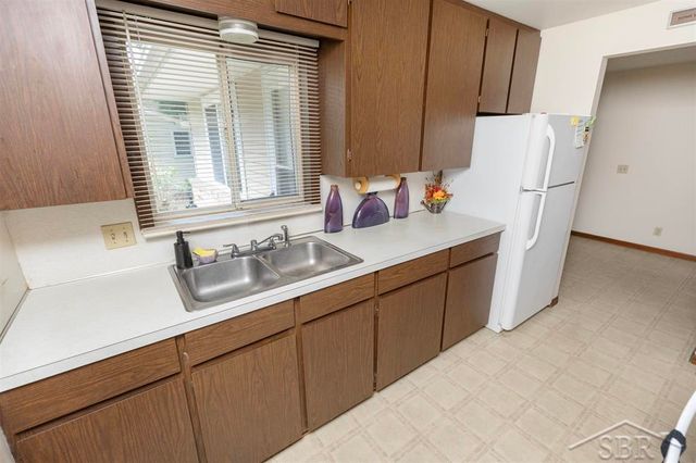 3319 Henry Street, Midland, MI 48642