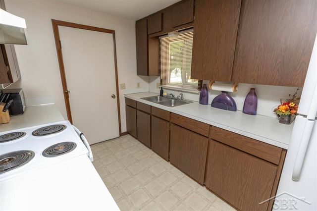 3319 Henry Street, Midland, MI 48642