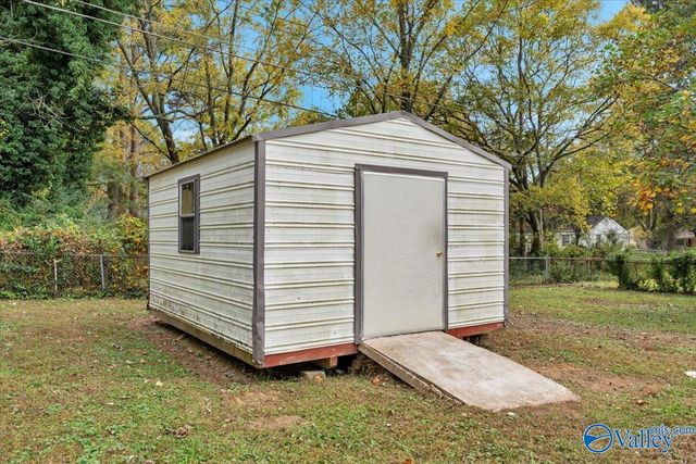 4304 Blue Springs Road NW, Huntsville, AL 35810