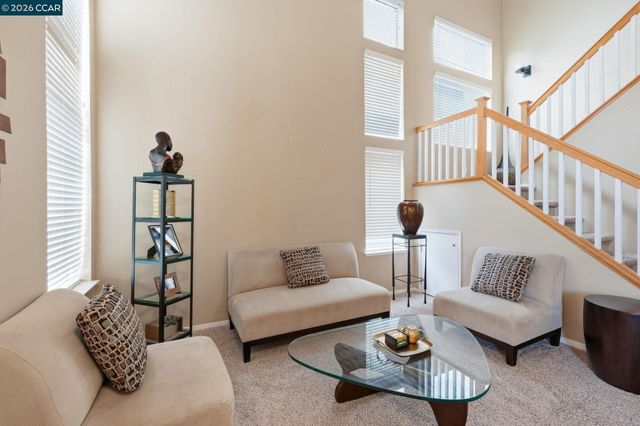 5683 Vintage Cir, Stockton, CA 95219