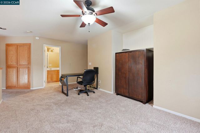 5683 Vintage Cir, Stockton, CA 95219