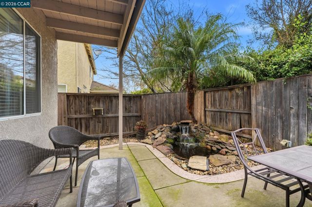 5683 Vintage Cir, Stockton, CA 95219